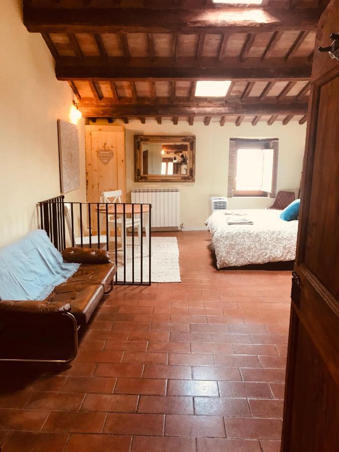 Fireflies Apartment Monte Petriolo Bagian luar foto
